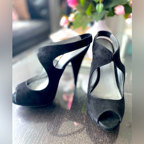 Miu Miu Suede Slingback Pumps - Picture 3 of 8